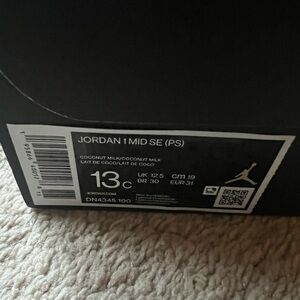 Boys Jordan 1 - Coconut Milk color